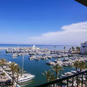 Duquesa Seaview Marina , Manilva España